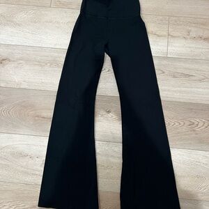 Aerie OFFLINE High Waisted Flare Leggings Size Medium